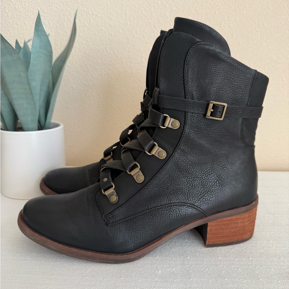 KORKS Reese Black Leather Buckle Lace Up Strap Heeled Ankle Boots - Picture 14 of 15